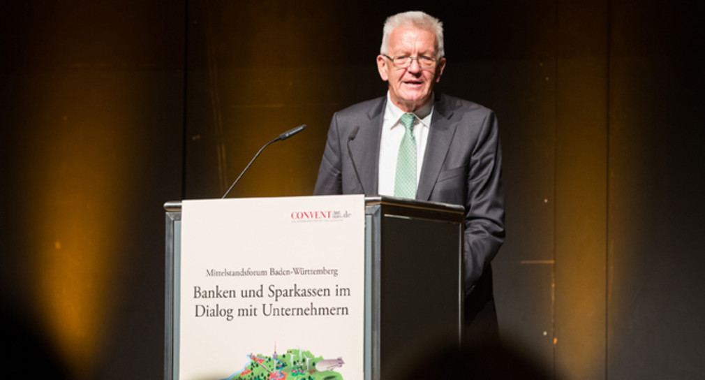 Ministerpräsident Winfried Kretschmann bei seiner Rede beim 13. Mittelstandsforum Baden-Württemberg „Banken und Sparkassen im Dialog mit Unternehmern“ (Foto: Convent Kongresse GmbH)
