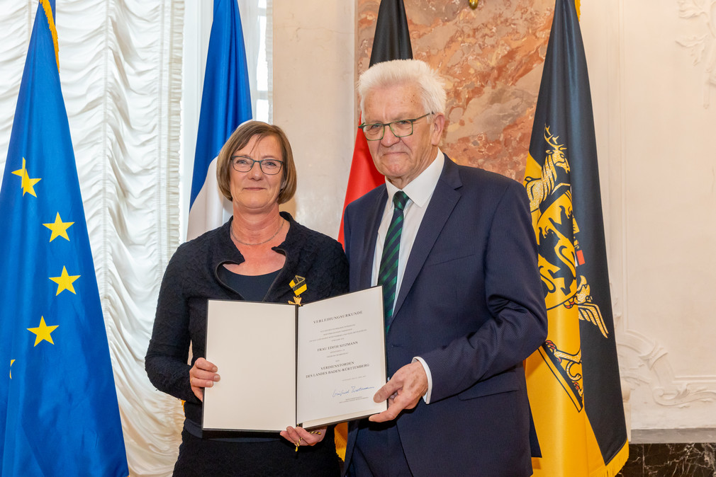 Ministerpräsident Winfried Kretschmann (rechts) und Edith Sitzmann (links)