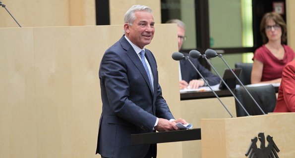 Stv. Ministerpräsident und Innenminister Thomas Strobl spricht im Bundesrat in Berlin.