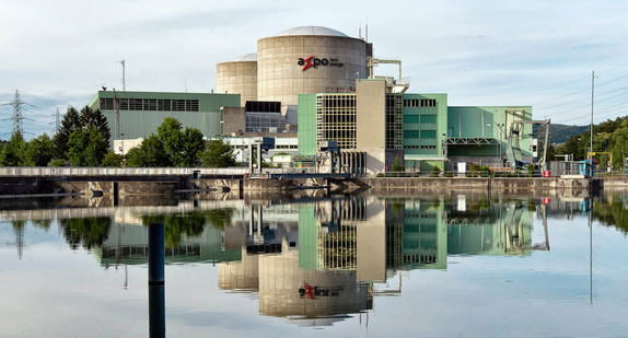 Das Kernkraftwerk Beznau in der Schweiz (Foto: © dpa)
