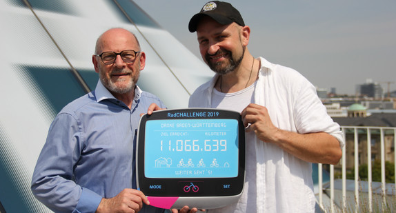 Verkehrsminister Hermann und Dodokay beglückwünschen Baden-Württemberg zur bestandenen RadCHALLENGE