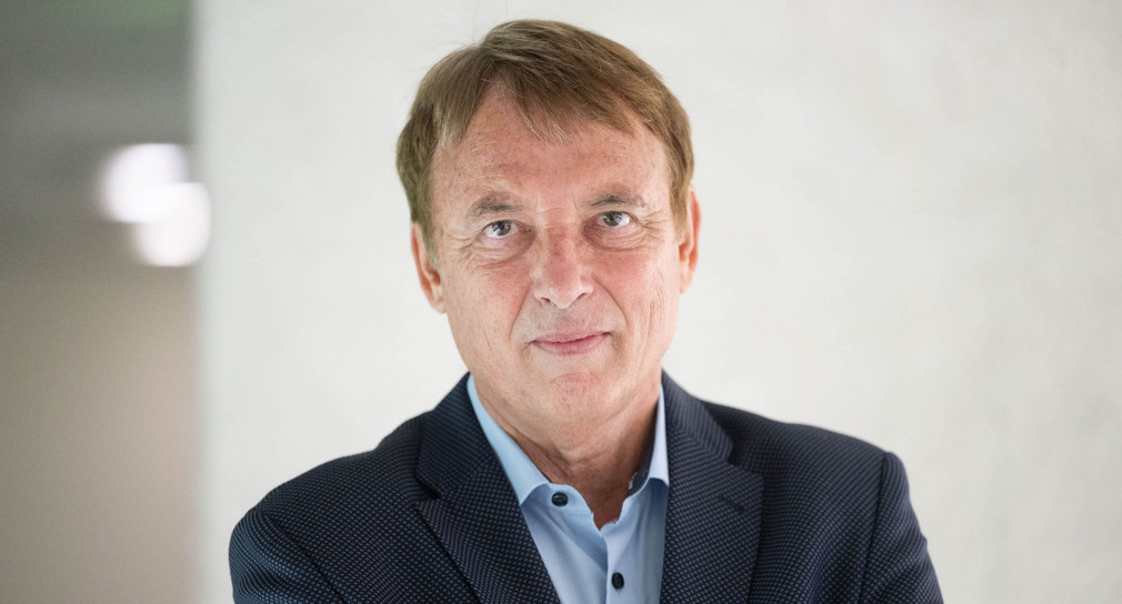 Porträtbild von Jörg Krauss