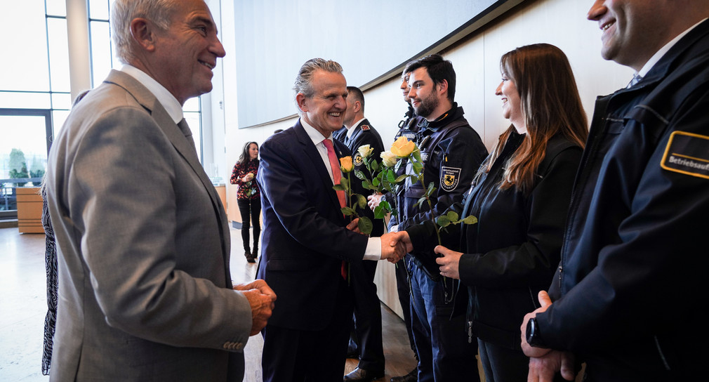 Oberbürgermeister Dr. Frank Nopper und Minister Strobl eröffnen Ausstellung „Der Mensch dahinter“ im Rathaus