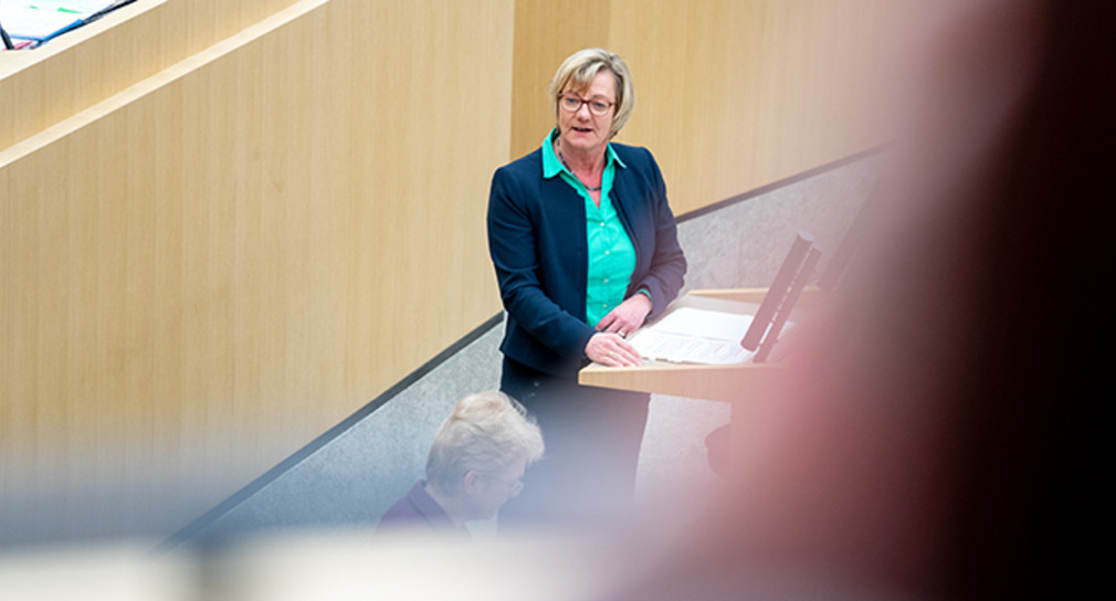Haushalt Landtag beschließt Nachtragshaushalt
