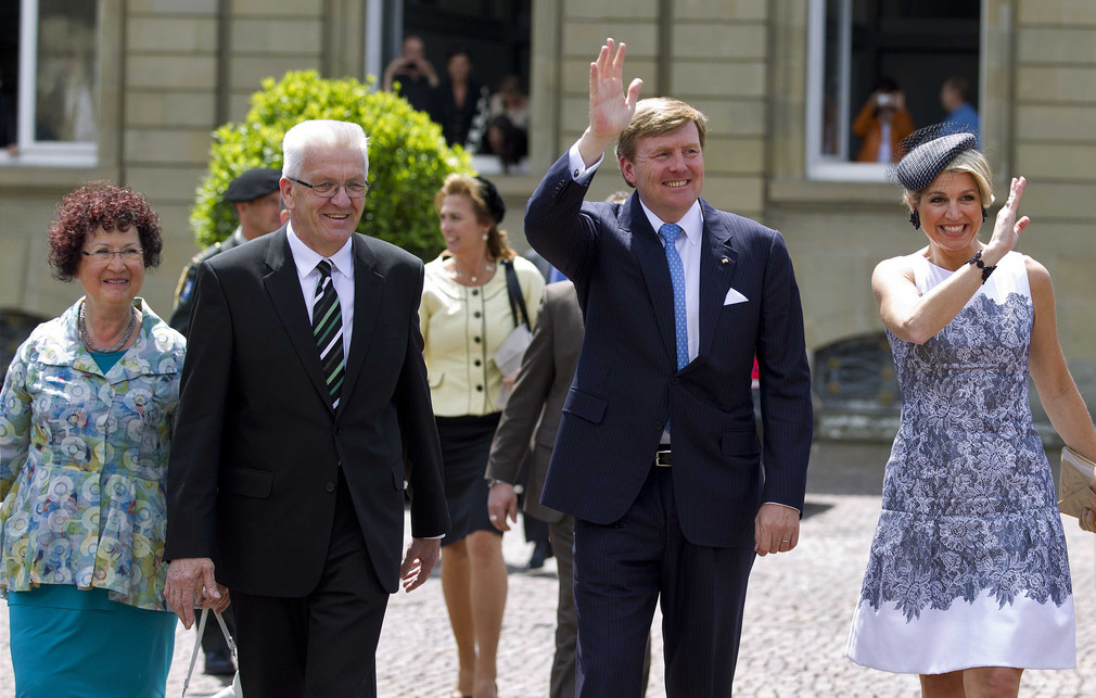 von links nach rechts: Gerlinde Kretschmann und Ministerpräsident Winfried Kretschmann sowie König Willem-Alexander und Königin Máxima der Niederlande
