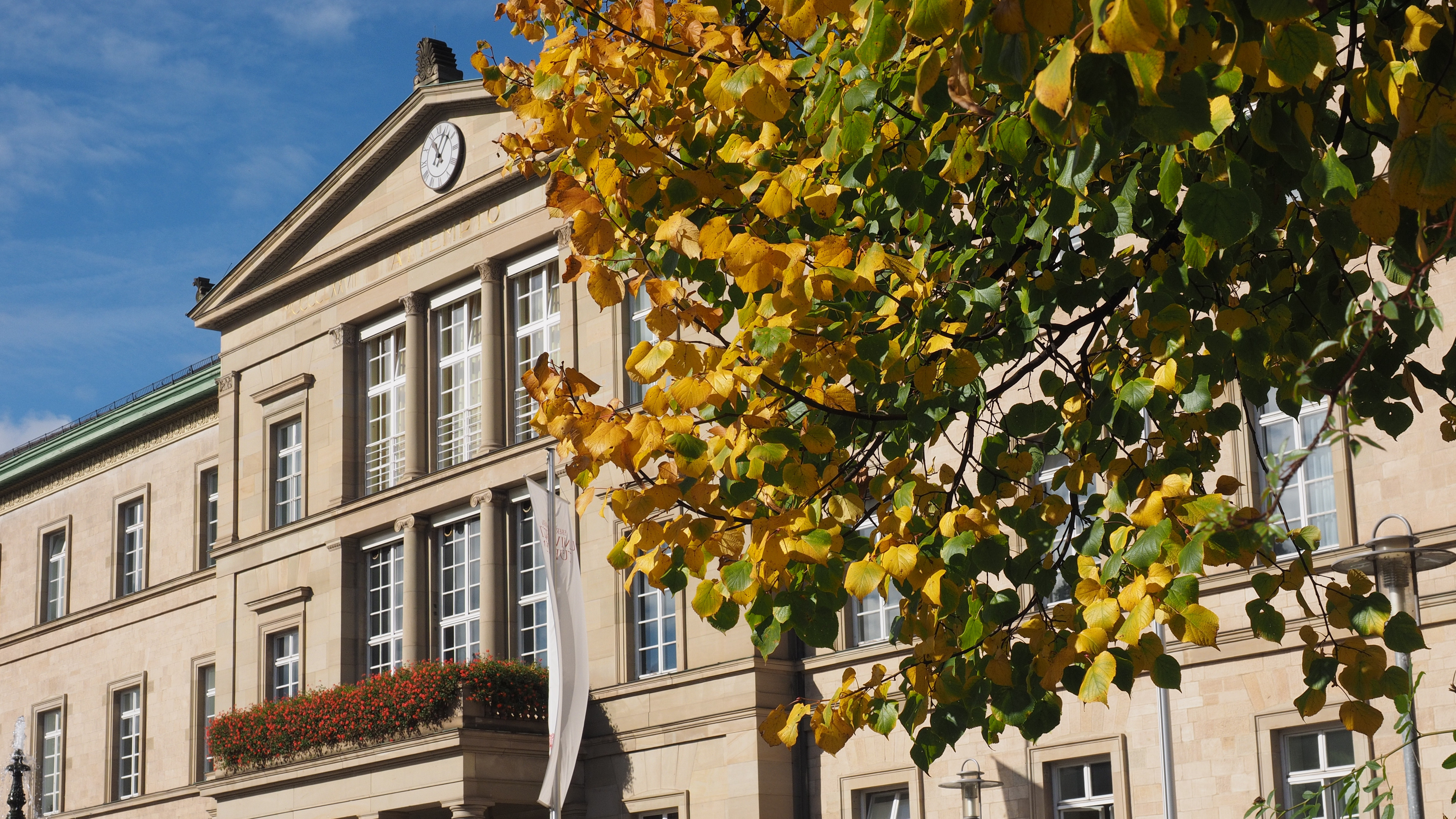 Die Neue Aula der Universität Tübingen']