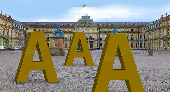 Drei "A" stehen vor dem Neuen Schloss in Stuttgart