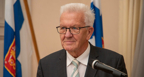 Ministerpräsident Winfried Kretschmann bei einem Empfang des Regionalverwaltungsamtes Nordfinnland in Oulu (Finnland) (Bild: © Staatsministerium Baden-Württemberg)
