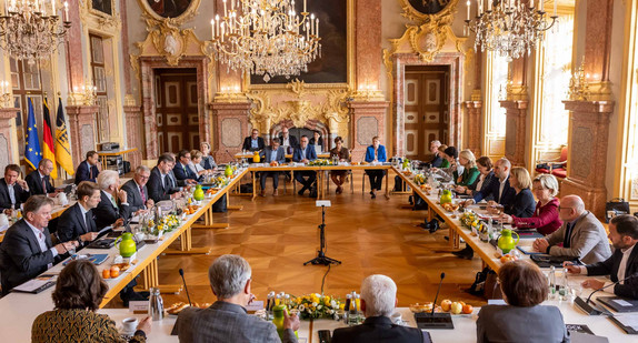 Auswärtige Kabinettssitzung im Residenzschloss Rastatt