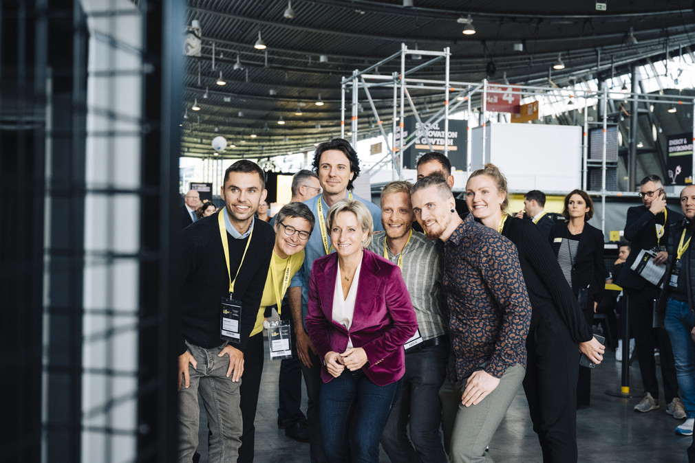 Veranstaltung Start-up BW Summit 2022 Eine Gruppe macht ein Selfie