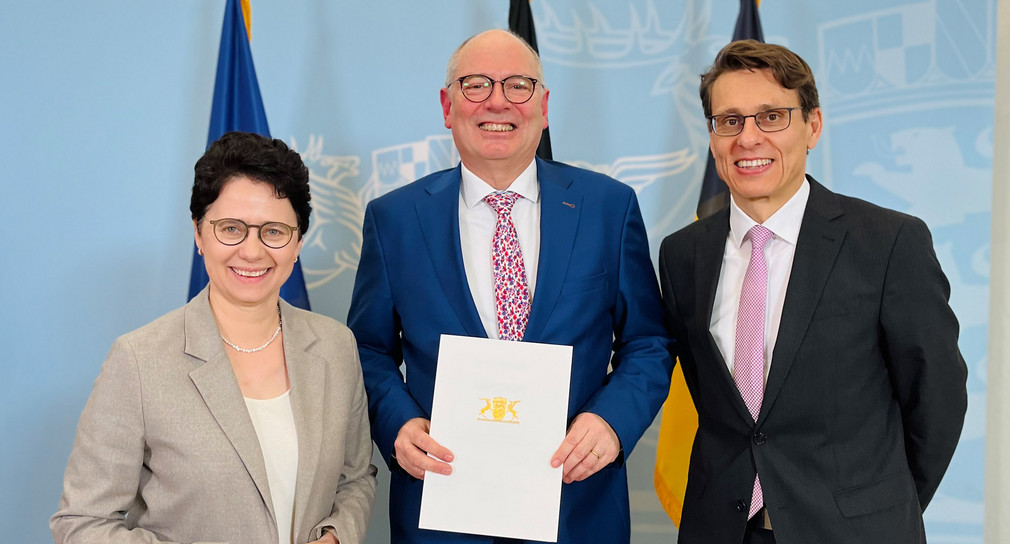 von links nach rechts: Marion Gentges, Ministerin der Justiz und für Migration; Andreas Arndt, Präsident des Amtsgerichts Heilbronn und Andreas Singer, Präsident des Oberlandesgerichts Stuttgart.