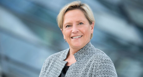 Susanne Eisenmann, Ministerin für Kultus, Jugend und Sport (Bild: © Kultusministerium Baden-Württemberg).