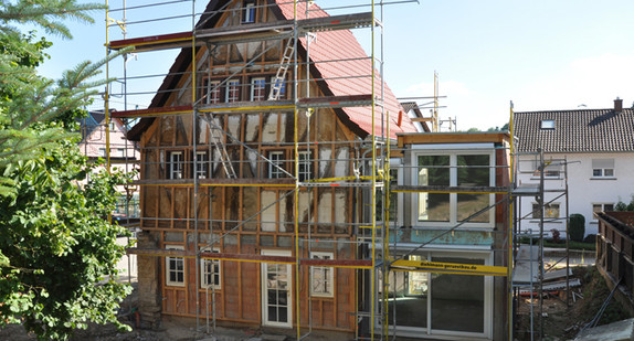 Ein Fachwerkhaus wird saniert und ausgebaut. (Foto: Ministerium für Ländlichen Raum und Verbraucherschutz Baden-Württemberg)

