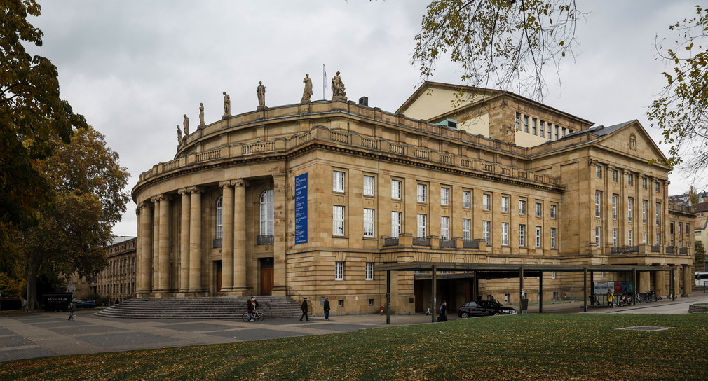 Die Oper Stuttgart von außen (Bild: Staatsministerium Baden-Württemberg)