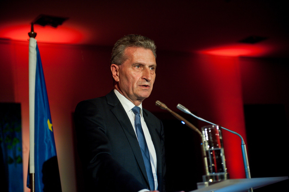 EU-Kommissar Günther Oettinger bei seiner Ansprache