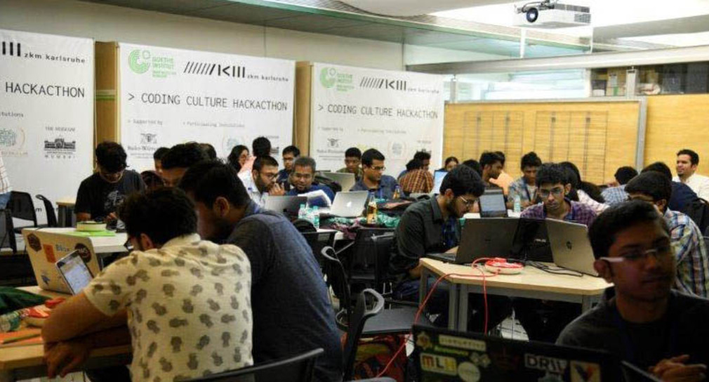 Hackathon in Mumbai (Foto: © ZKM | Zentrum für Kunst und Medien Karlsruhe)