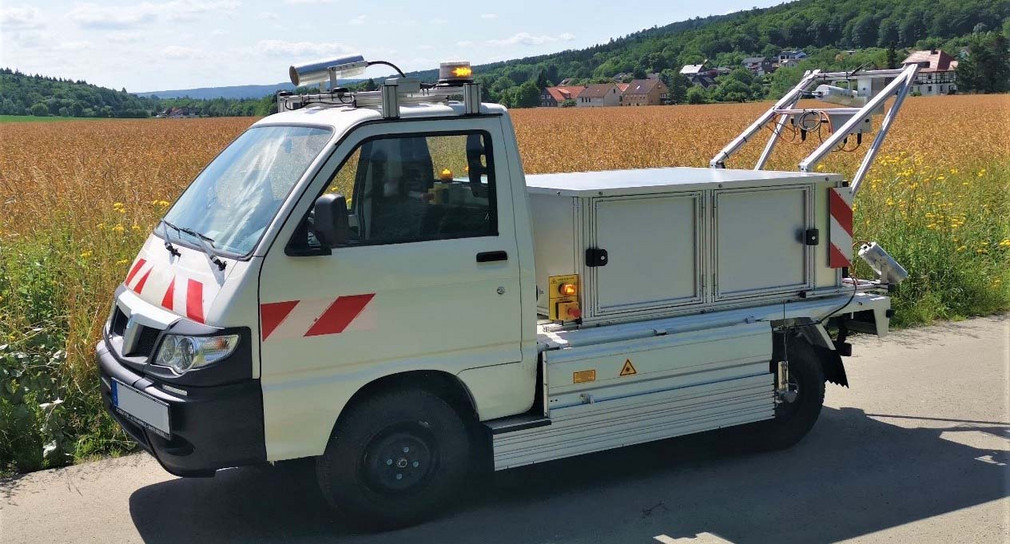 Fahrzeug für die Erfassung der Zustands- und Bestandsdaten auf Radwegen in Baden-Württemberg