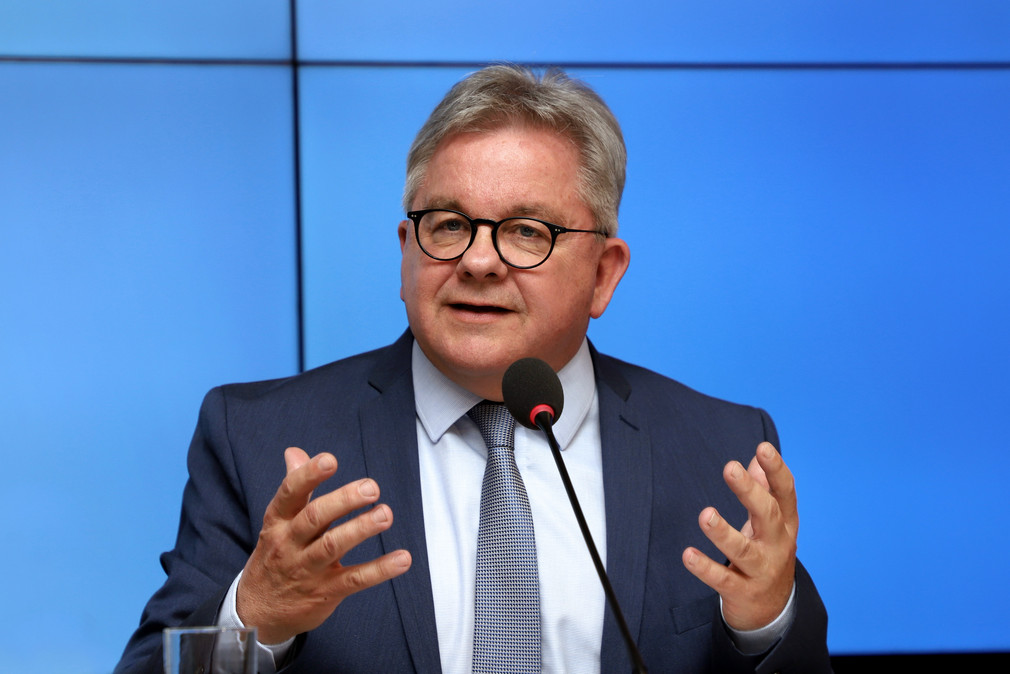 Europaminister Guido Wolf bei der Regierungspressekonferenz (Bild: Staatsministerium Baden-Württemberg)