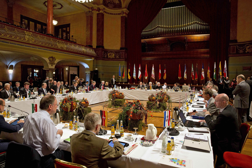 Auftakt der Jahreskonferenz der Regierungschefinnen und Regierungschefs der Länder am 25. Oktober 2013 in Heidelberg