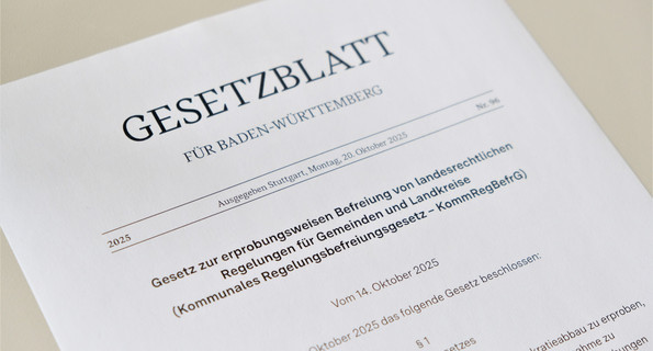 Auszug des Gesetzblattes für Baden-Württemberg mit dem Kommunalen Regelungsbefreiungsgesetz