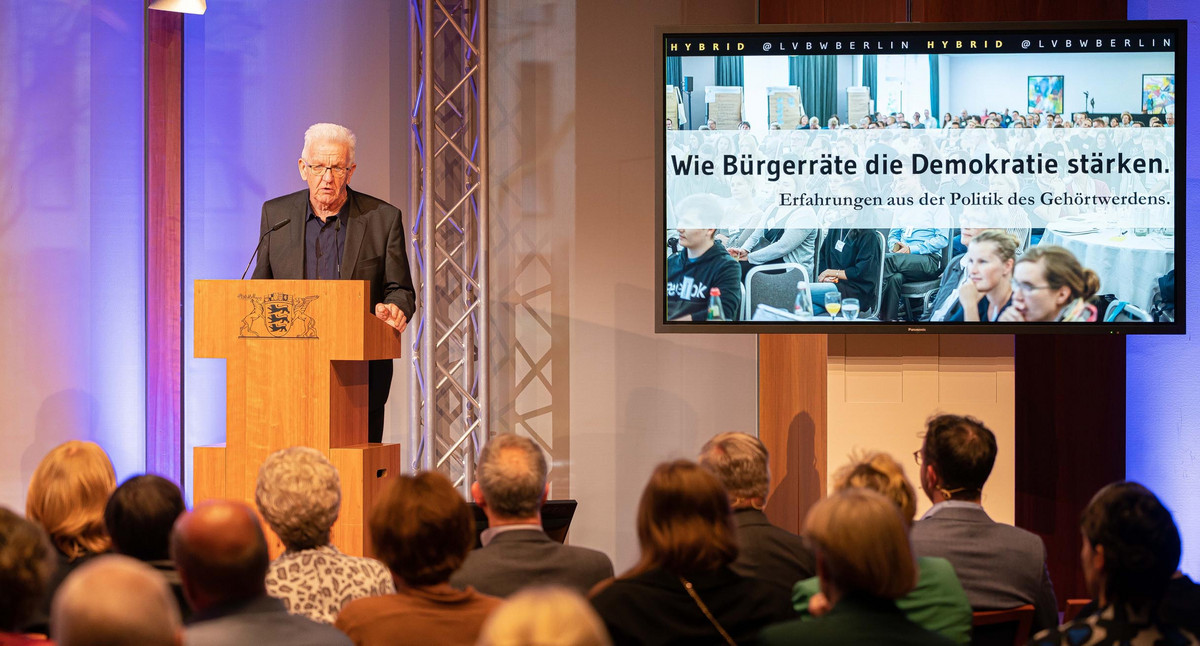 Ministerpräsident Winfried Kretschmann bei seiner Rede.