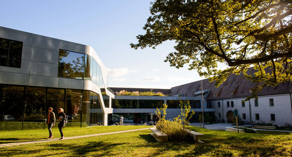 Friedrichshafen: Die Zeppelin Universität am Bodensee. (Foto: © dpa)