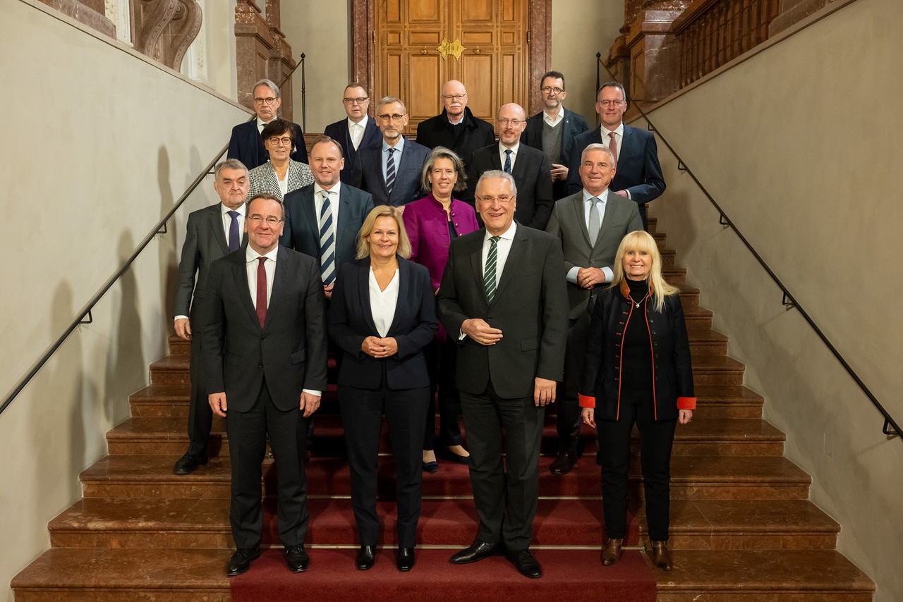 Innenministerkonferenz stimmt Vorschlägen aus BadenWürttemberg zu