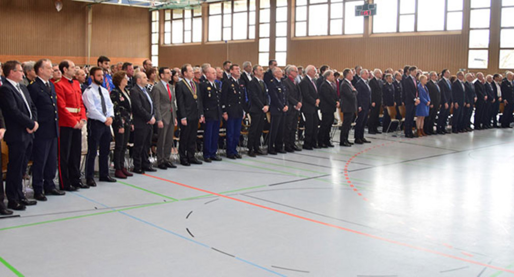 Studienjahrgang der Hochschule für Polizei verabschiedet (Bild: Ministerium für Inneres, Digitalisierung und Migration Baden-Württemberg).