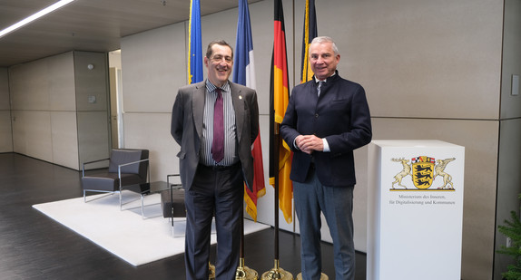 Innenminister Thomas Strobl und der französische Generalkonsul Gaël de Maisonneuve