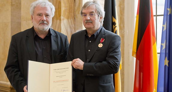 Staatssekretär Klaus-Peter Murawski (l.) und Dr. Gerhard Cube (r.)