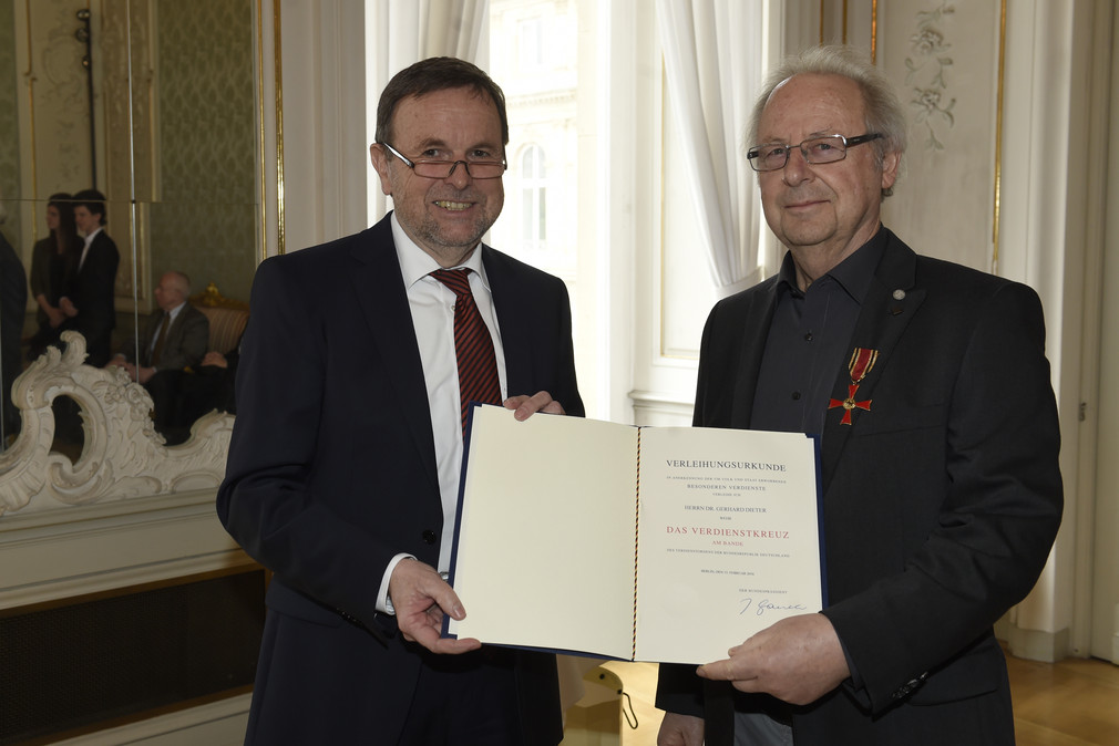 Ministerialdirektor Jürgen Lämmle (l.) und Dr. Gerhard Dieter (r.)
