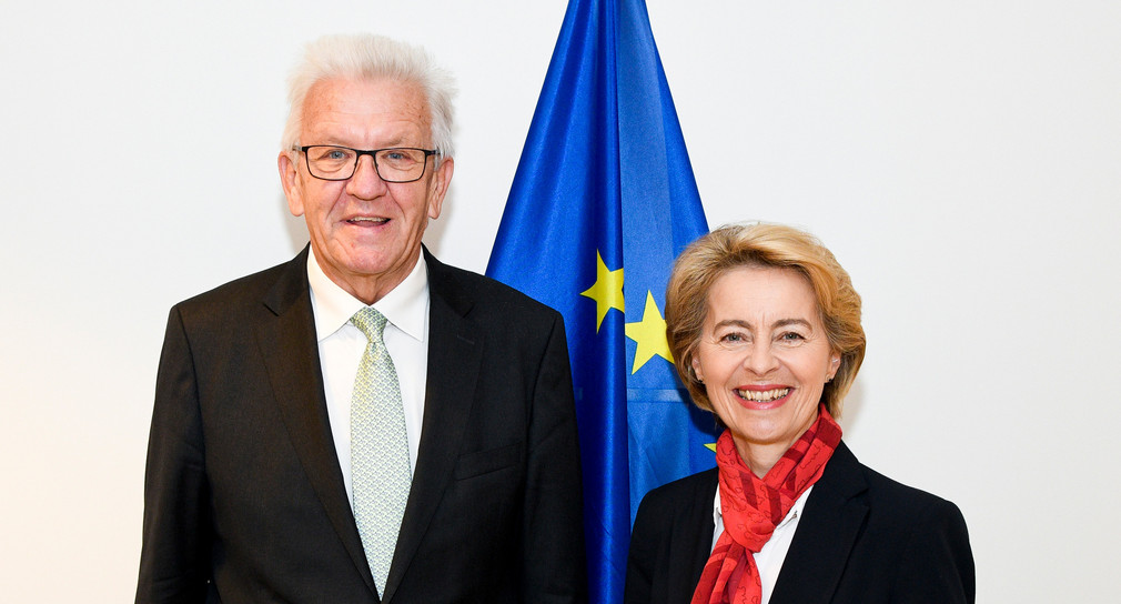 Ministerpräsident Winfried Kretschmann (l.) und Ursula von der Leyen (r.) (Bild: © European Union 2019 - Source: EP / Christian CREUTZ)