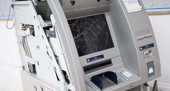 Gesprengter Geldautomat