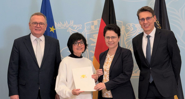 von links nach rechts: Amtschef Elmar Steinbacher, Präsidentin des Landgerichts Ravensburg Luitgard Wiggenhauser, Justizministerin Marion Gentges und Präsident des Oberlandesgerichts Stuttgart Dr. Andreas Singer
