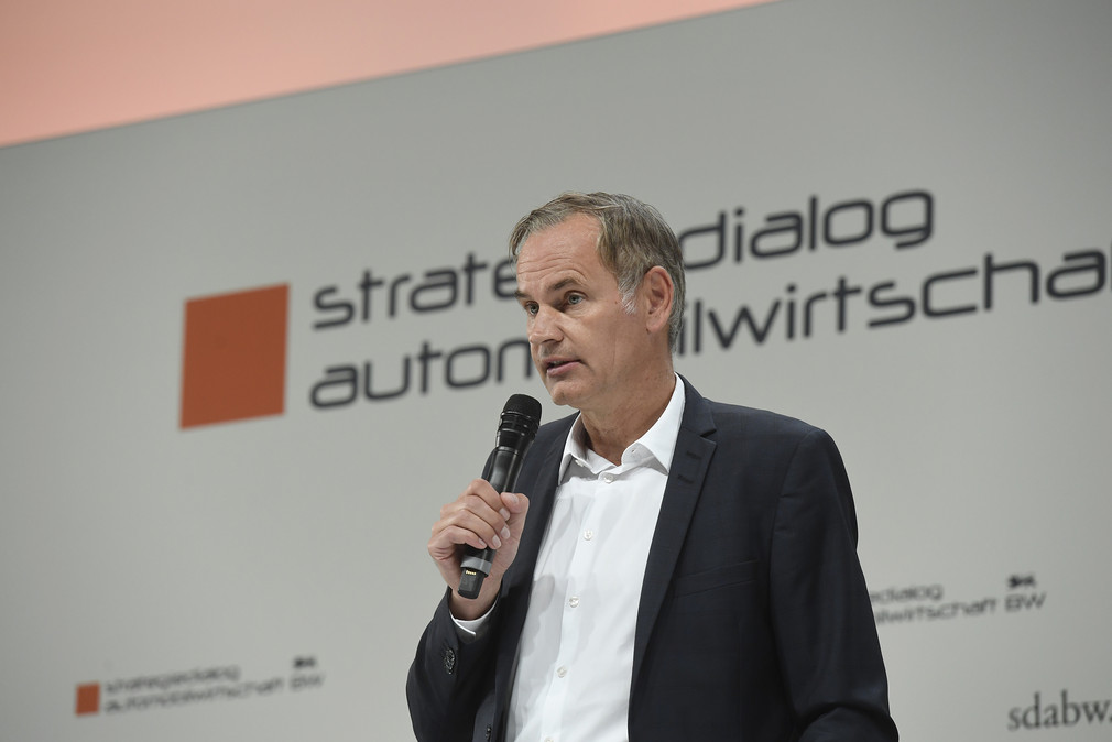 Oliver Blume, Vorstandsvorsitzender der Porsche AG (Bild: e-mobil BW / Studio KD Busch)