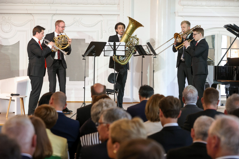 Musikalische Begrüßung durch das Karidion Brass Quintett
