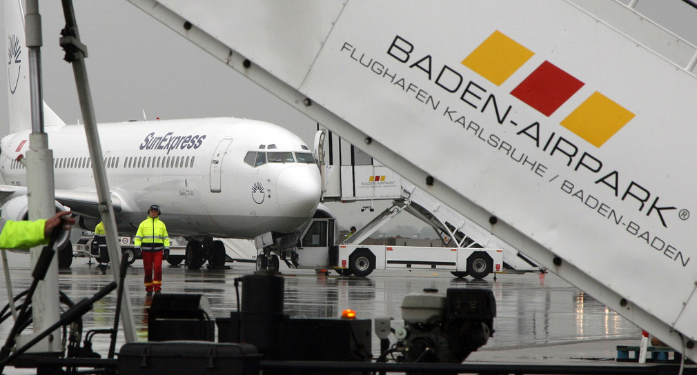 Flugzeuge auf dem Flugfeld des Flughafens Karlsruhe/Baden-Baden. (Bild: dpa)