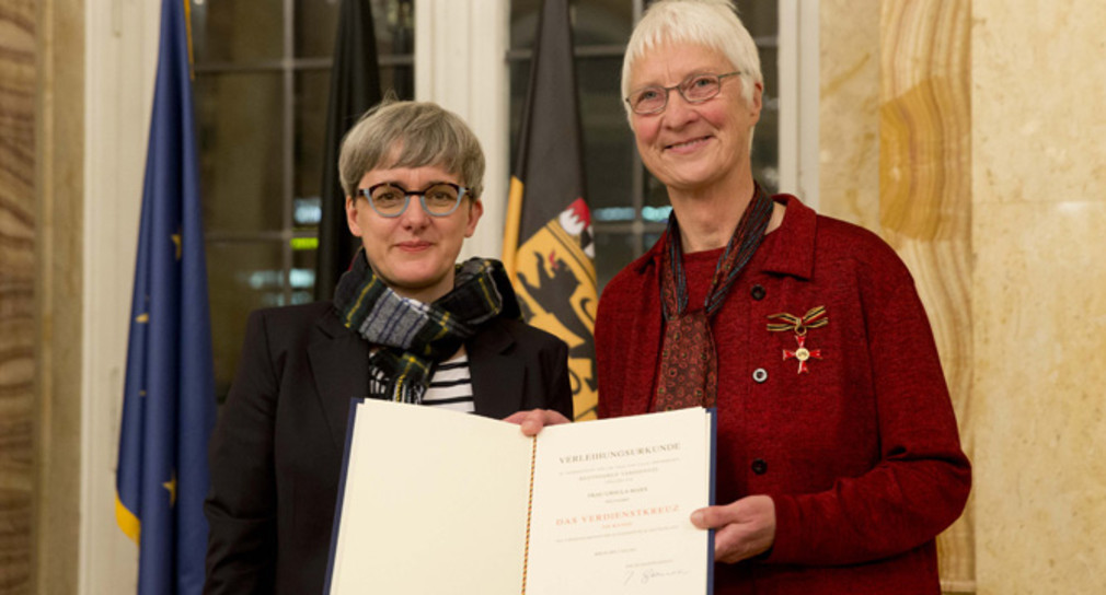 Ministerin Silke Krebs (l.) und Ursula Marx (r.)