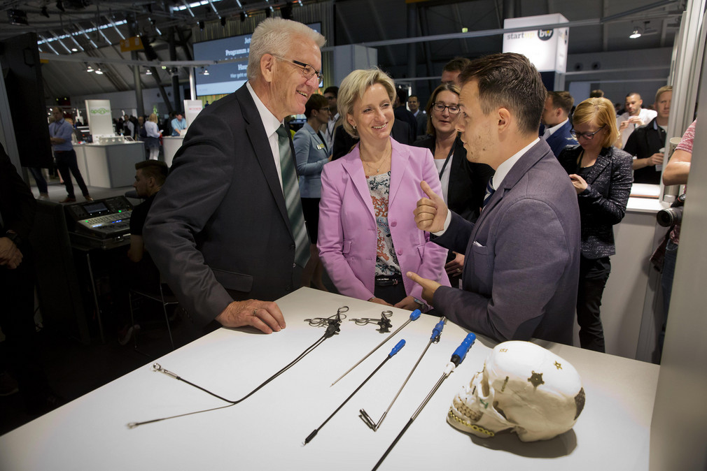 Start-Up-Gipfel BW Start-Up Gipfel Baden-Württemberg am 14. Juli 2017 Start Up Gipfel der Landesregierung auf der Landesmesse Stuttgart