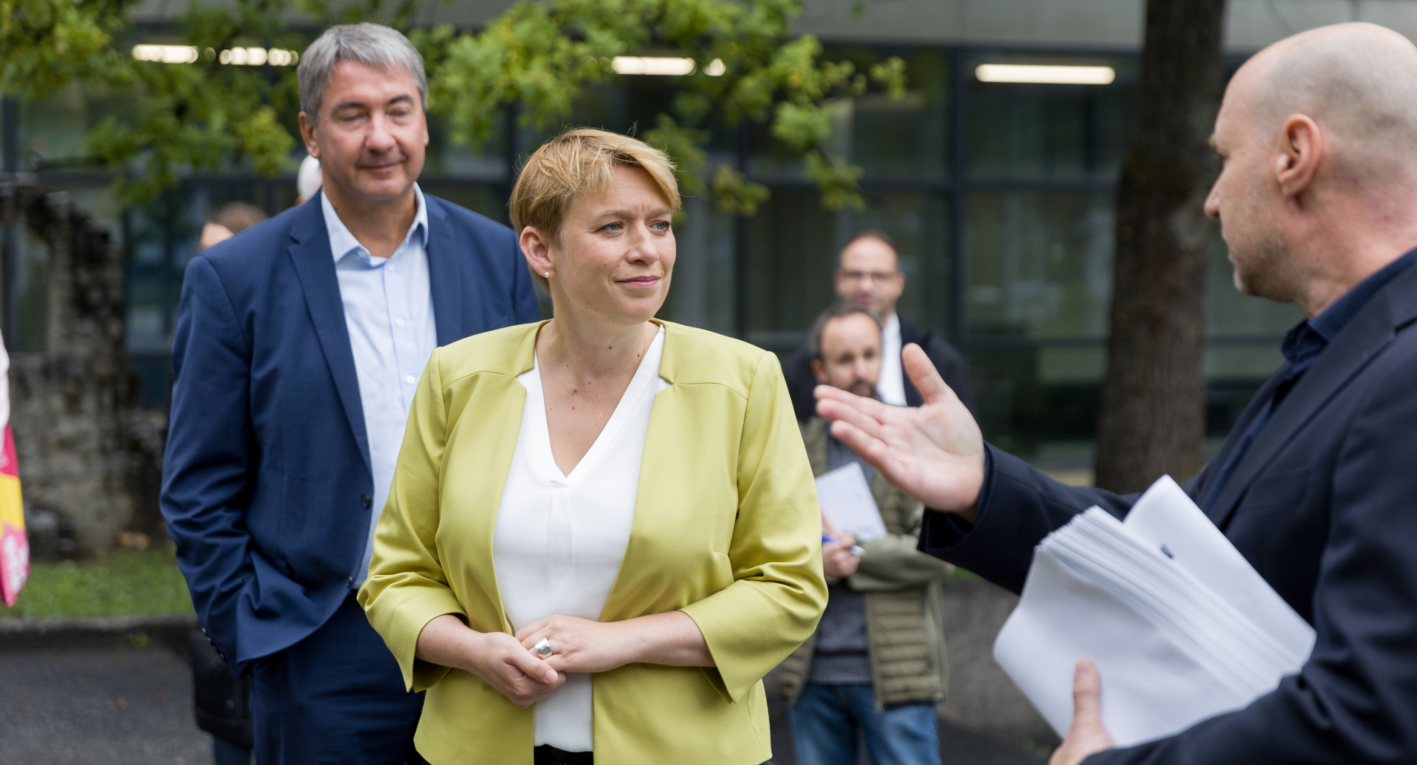 Staatssekretärin Andrea Lindlohr besucht das Gymnasium am Deutenberg in Villingen-Schwenningen