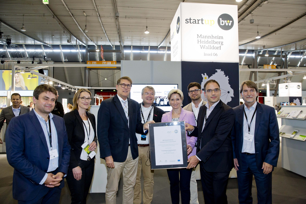 Start-Up-Gipfel BW Start-Up Gipfel Baden-Württemberg am 14. Juli 2017 Start Up Gipfel der Landesregierung auf der Landesmesse Stuttgart