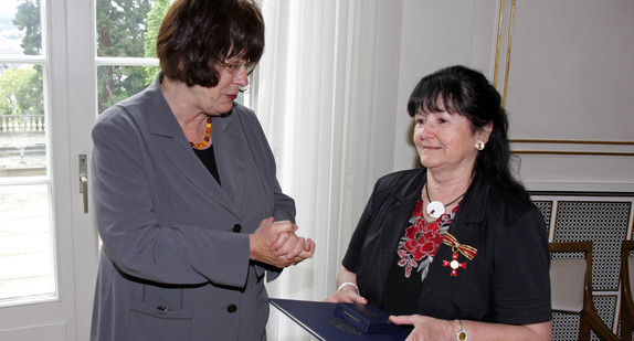 Staatsrätin Gisela Erler (l.) und Irmgard Reister (r.)