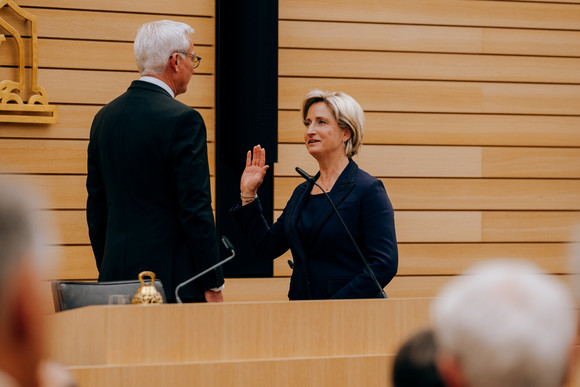 Vereidigung von Dr. Nicole Hoffmeister-Kraut, Ministerin für Wirtschaft, Handwerk und Tourismus
