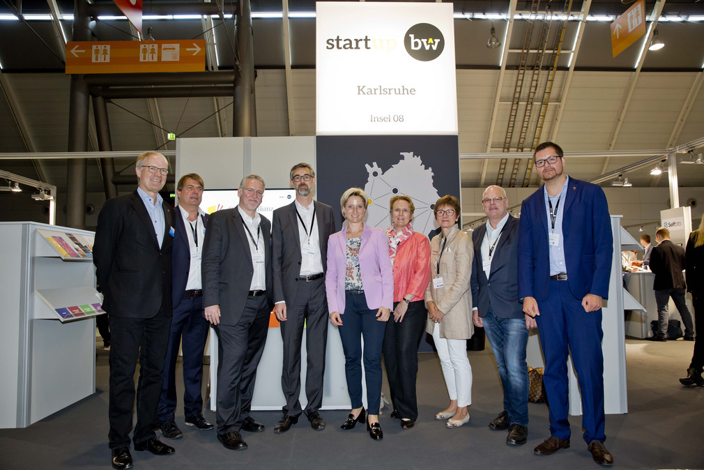 Start-Up-Gipfel BW Start-Up Gipfel Baden-Württemberg am 14. Juli 2017 Start Up Gipfel der Landesregierung auf der Landesmesse Stuttgart