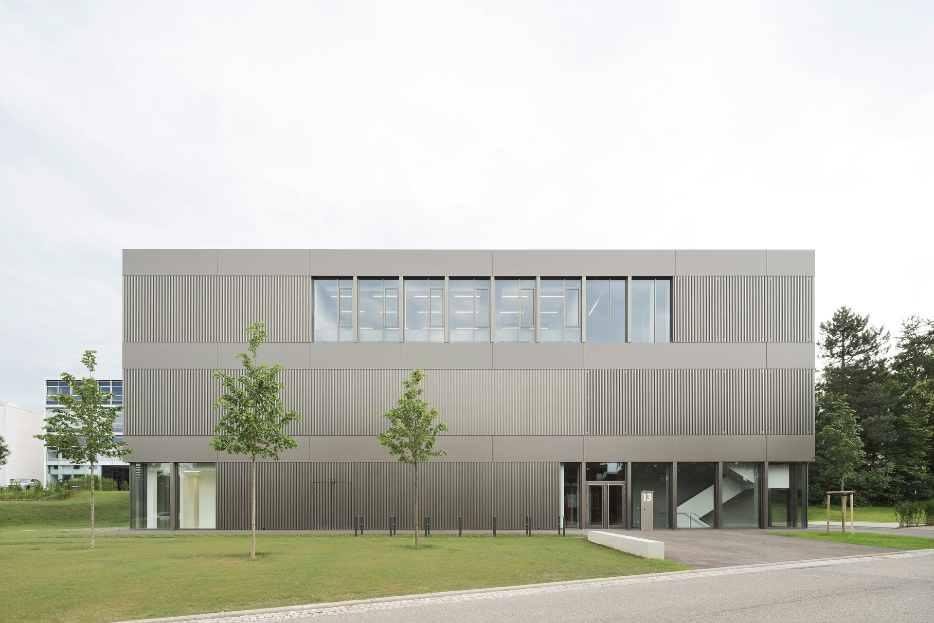 Zentrum für Angewandte Quantentechnologie der Universität Stuttgart, Ansicht vom Allmandring