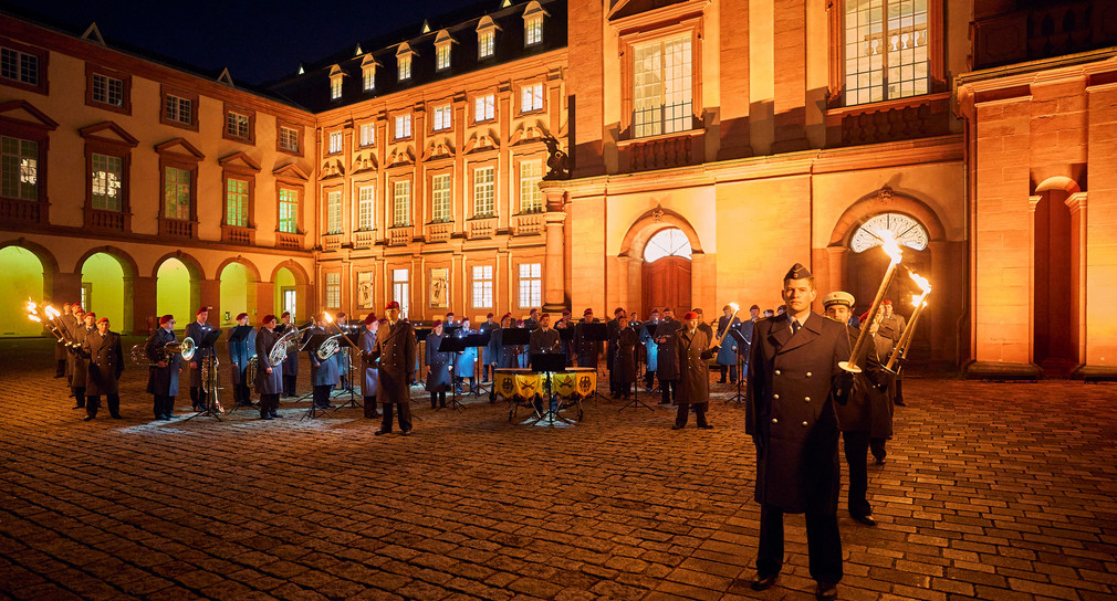 Streitkräfteempfang, Schloss Mannheim