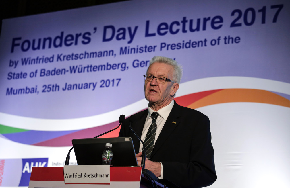 Ministerpräsident Winfried Kretschmann bei seiner Rede anlässlich der Gründungsfeier der Indo-German Chamber of Commerce in Mumbai