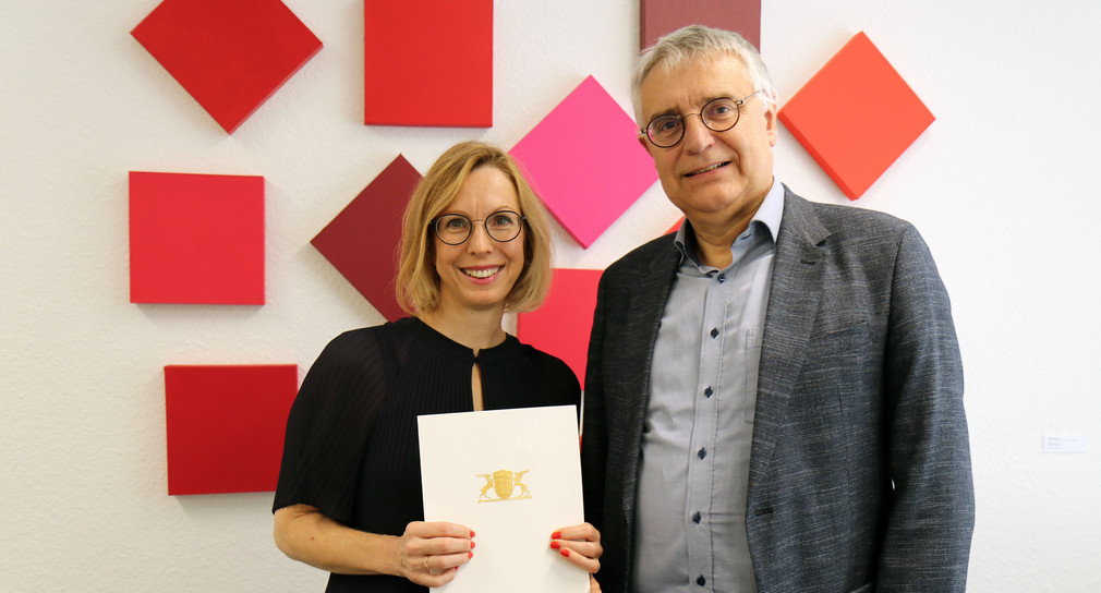 Wiebke Wiesner (links) und Staatssekretär Arne Braun (rechts)