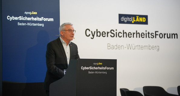 Innenminister Thomas Strobl bei seiner Ansprache beim siebten CyberSicherheitsForum 