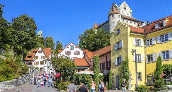 Die Altstadt von Meersburg am Bodensee.